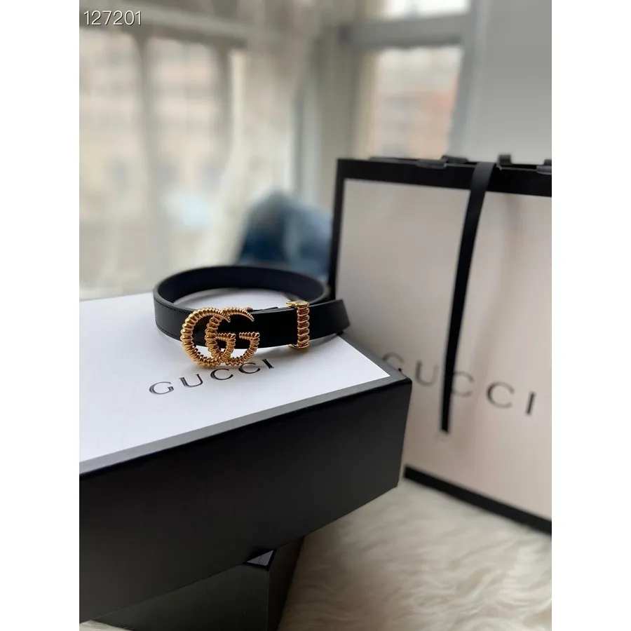 Gucci Riem 2 Cm Gouden Hardware Kalfsleer Herfst/winter 2020 Collectie, Zwart