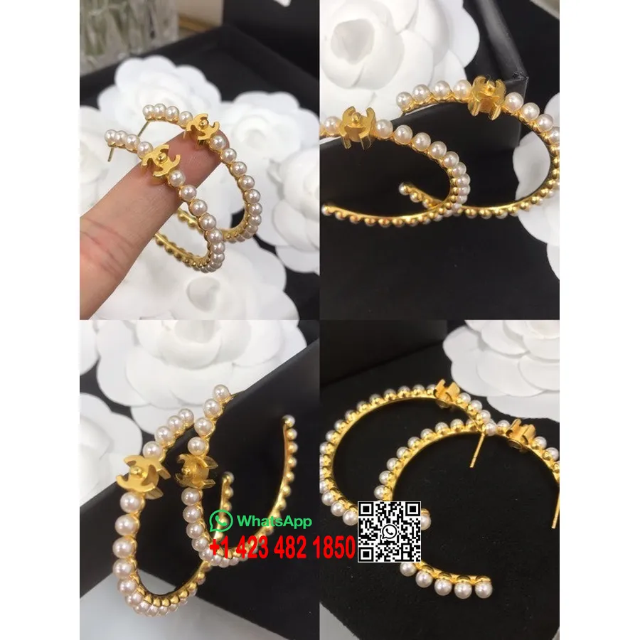 Orecchini A Cerchio Chanel Con Perle Cc Logo In Metallo, Collezione Primavera/estate 2022, Oro