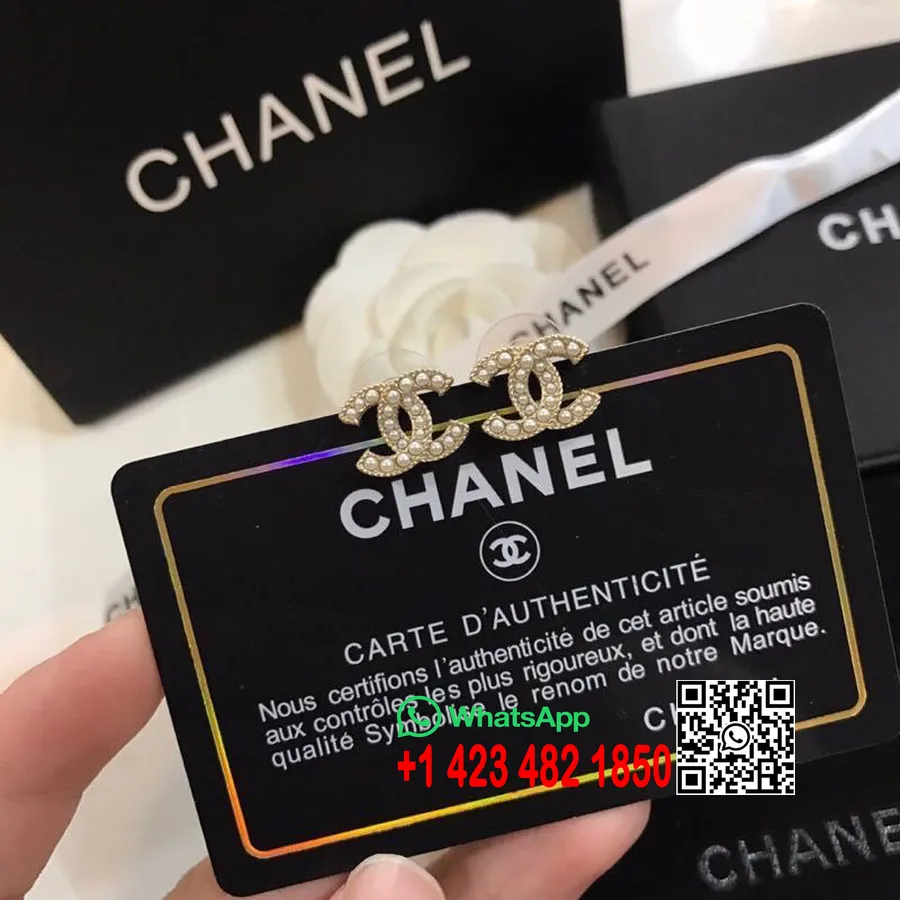 Chanel Cc Logo Biserom Ukrašene Naušnice 97371 Kolekcija Proljeće/ljeto 2020., Zlatne