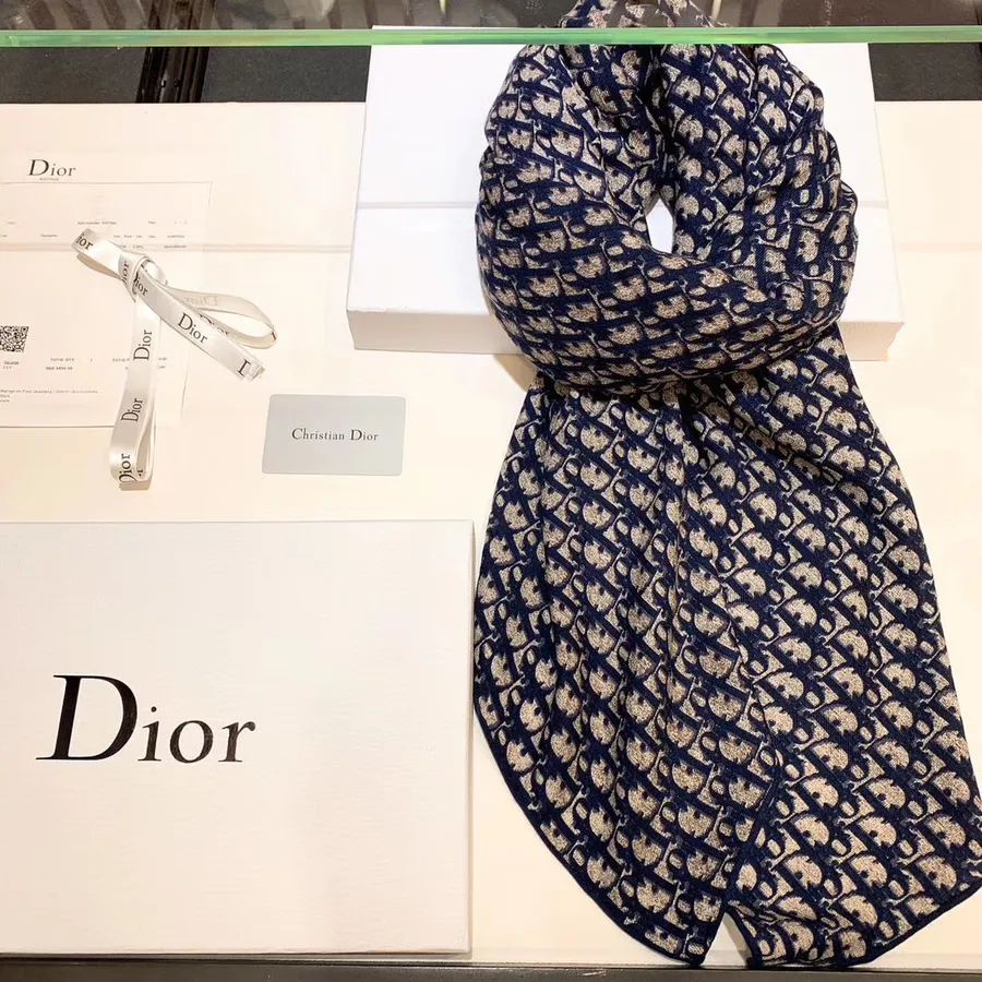 Christian Dior CD Ukośny Szalik Z Kaszmiru 140cm Kolekcja Jesień/zima 2019, Niebieski