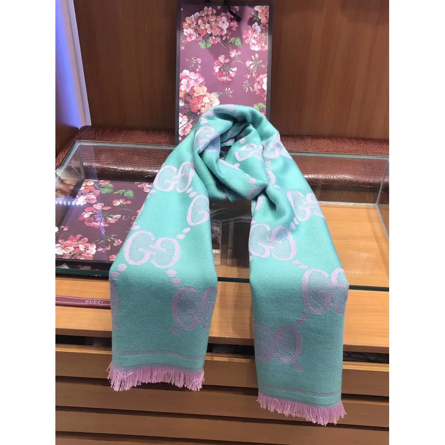 Gucci Gg Jacquard Halsduk Ull Siden 180cm Höst/vinter 2019 Kollektion, Mint/rosa