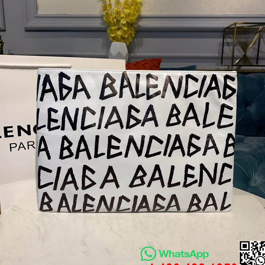 Balenciaga Bazar Graffiti Sáček „balenciaga Logo“ 33cm Potištěná Teletina Kolekce Podzim/zima 2019, Bílá/černá