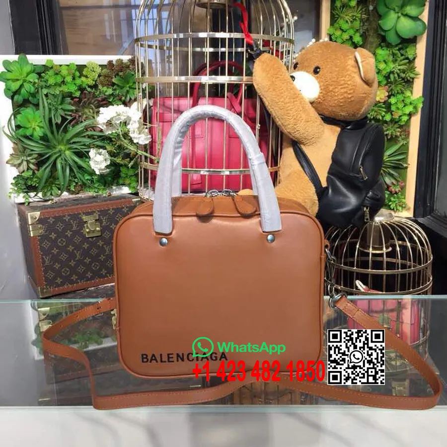 Balenciaga Trojúhelník Square Xs Crossbody Kabelka Teletina Kůže Jaro/léto 2018 Kolekce Světle Hnědá