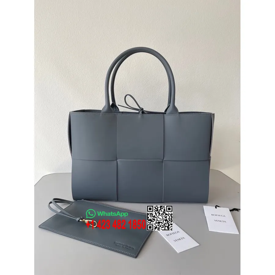 Bottega Veneta Arco Tygväska 48cm Kalvskinn Vår/sommar 2022 Kollektion, åska