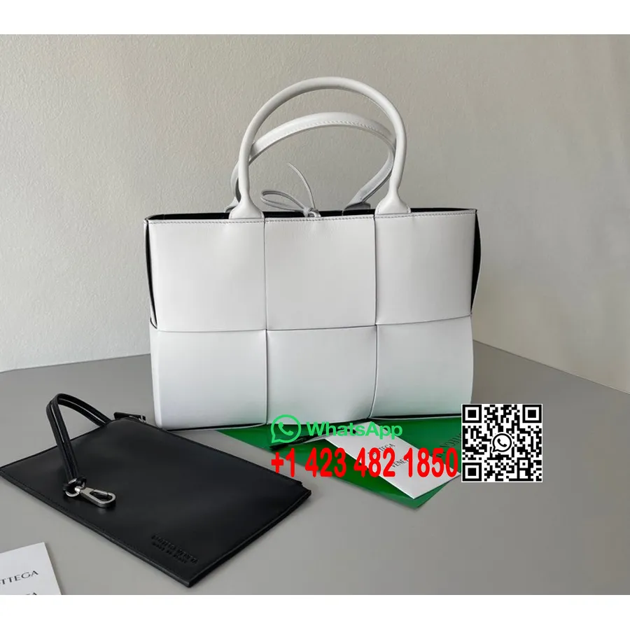 Bottega Veneta Arco Tygväska 48cm Kalvskinn Vår/sommar 2022 Kollektion, Vit