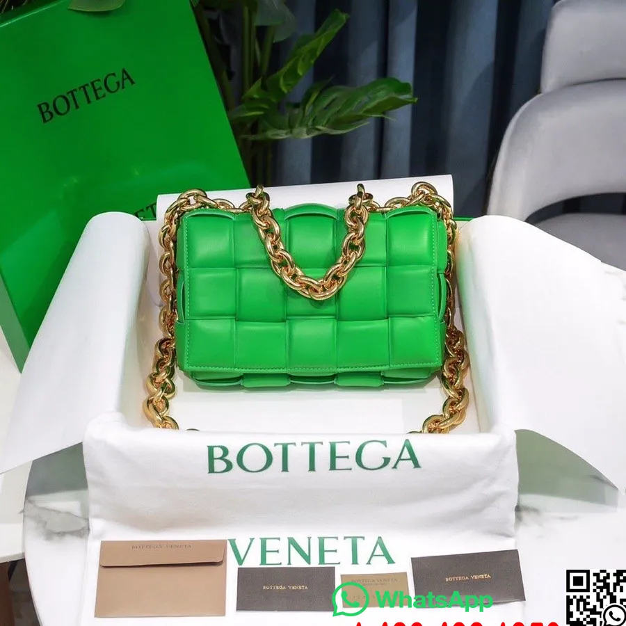 Bottega Veneta подплатена касетна чанта през рамо 26 см 631421 златна верижка от агнешка кожа колекция пролет/лято 2022, папагал