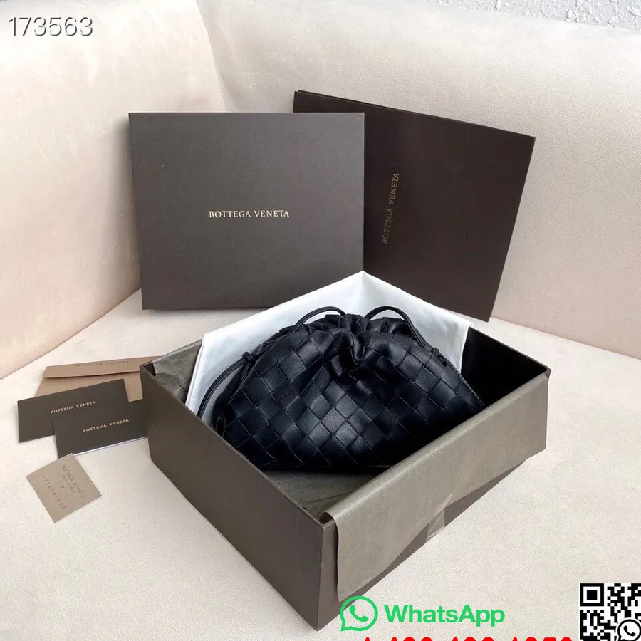 Bottega Veneta Woven The Mini Pouch תיק כתף 22 ס"מ עור עגל קולקציית אביב/קיץ 2021, שחור