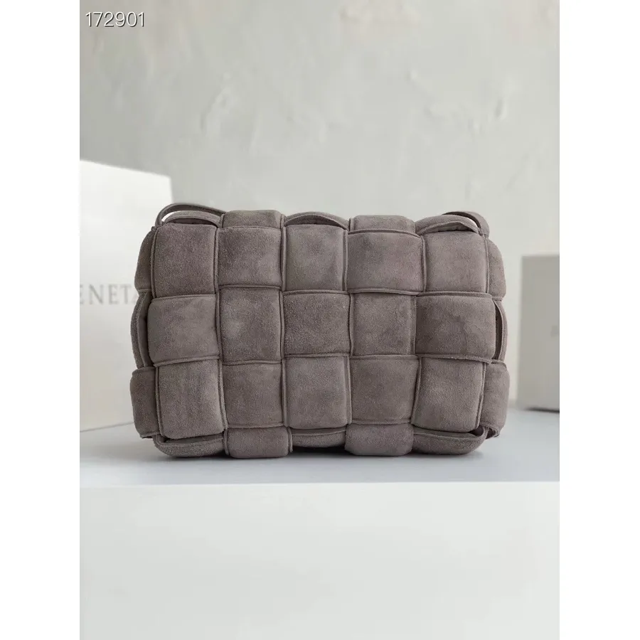 Bottega Veneta Kazettás Táska 24cm 591970 Velúr/borjúbőr 2021 Tavaszi/nyári Kollekció, Szürke