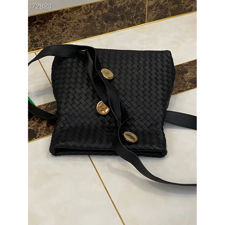 Bottega Veneta The Fold Bag 26cm 642637 δέρμα αρνιού συλλογή άνοιξη/καλοκαίρι 2021, μαύρο