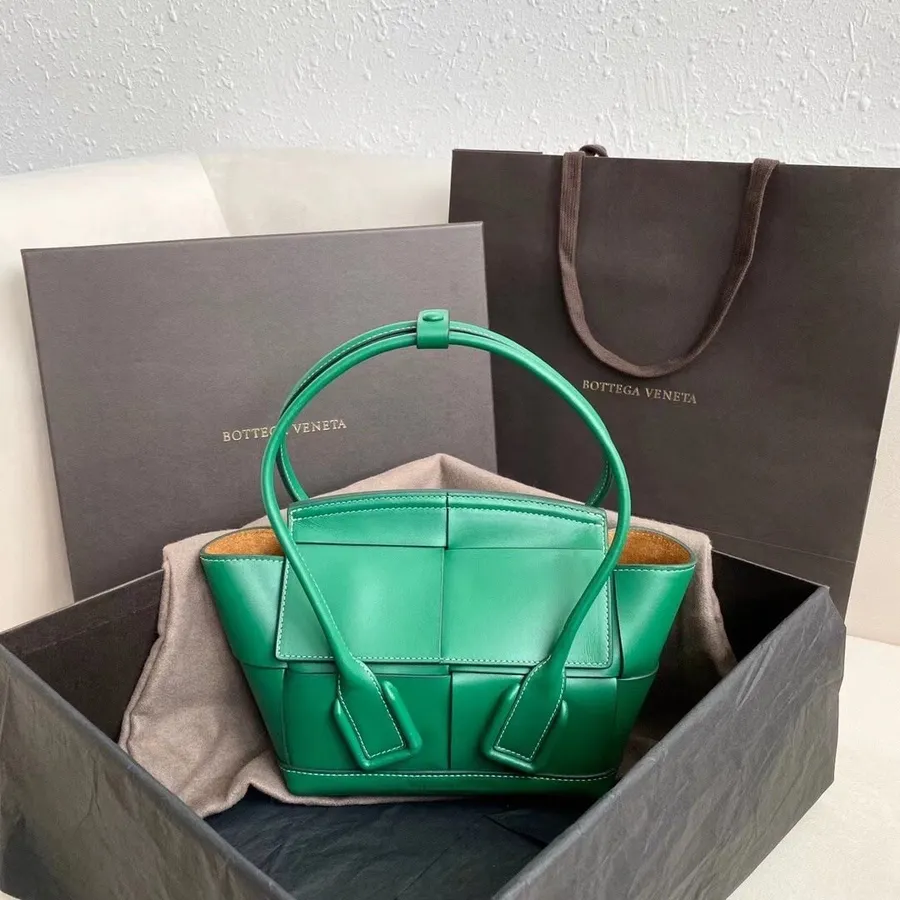 Bottega Veneta Arco 29cm Schoudertas Kalfsleer Herfst/wintercollectie 2020, Groen