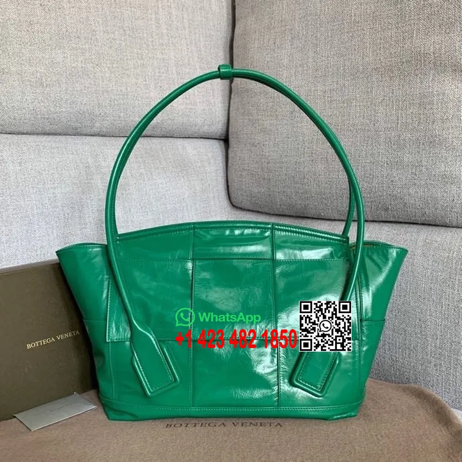 Bottega Veneta Slouch Arco Válltáska 48cm Papír Borjúbőr 2020 Tavaszi/nyári Kollekció, Zöld