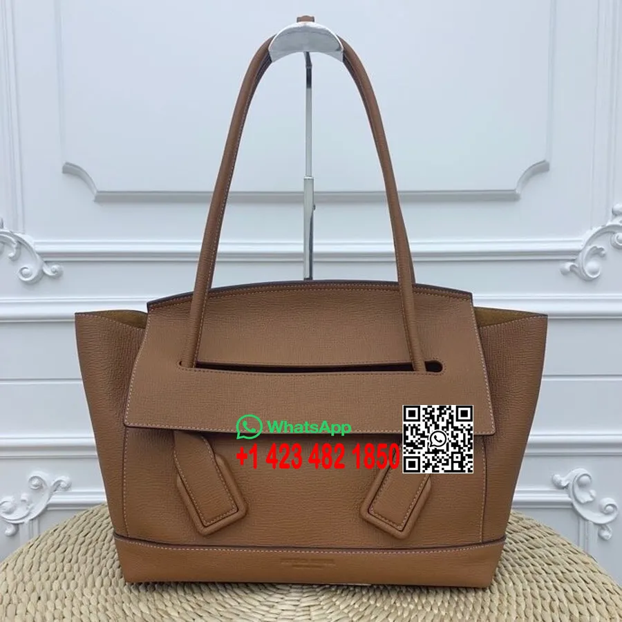 Bottega Veneta Arco Válltáska 48cm Szemcsés Borjúbőr 2020 Tavaszi/nyári Kollekció, Barna