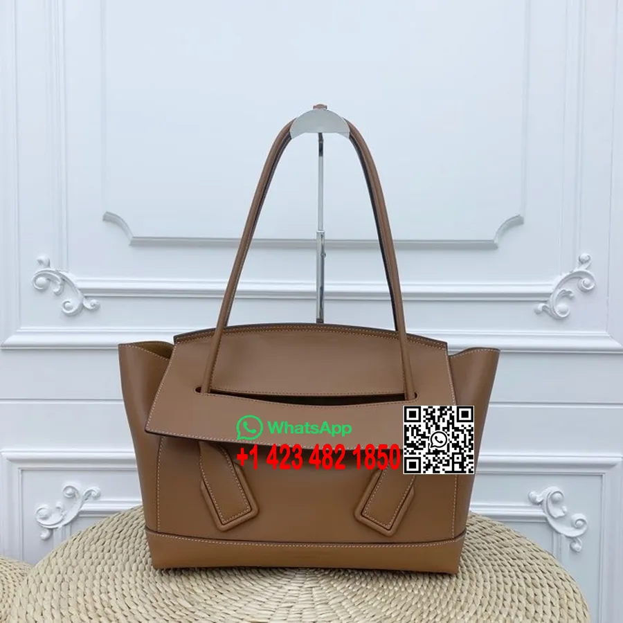 Bottega Veneta Arco Válltáska 48cm Borjúbőr 2020 Tavaszi/nyári Kollekció, Barna