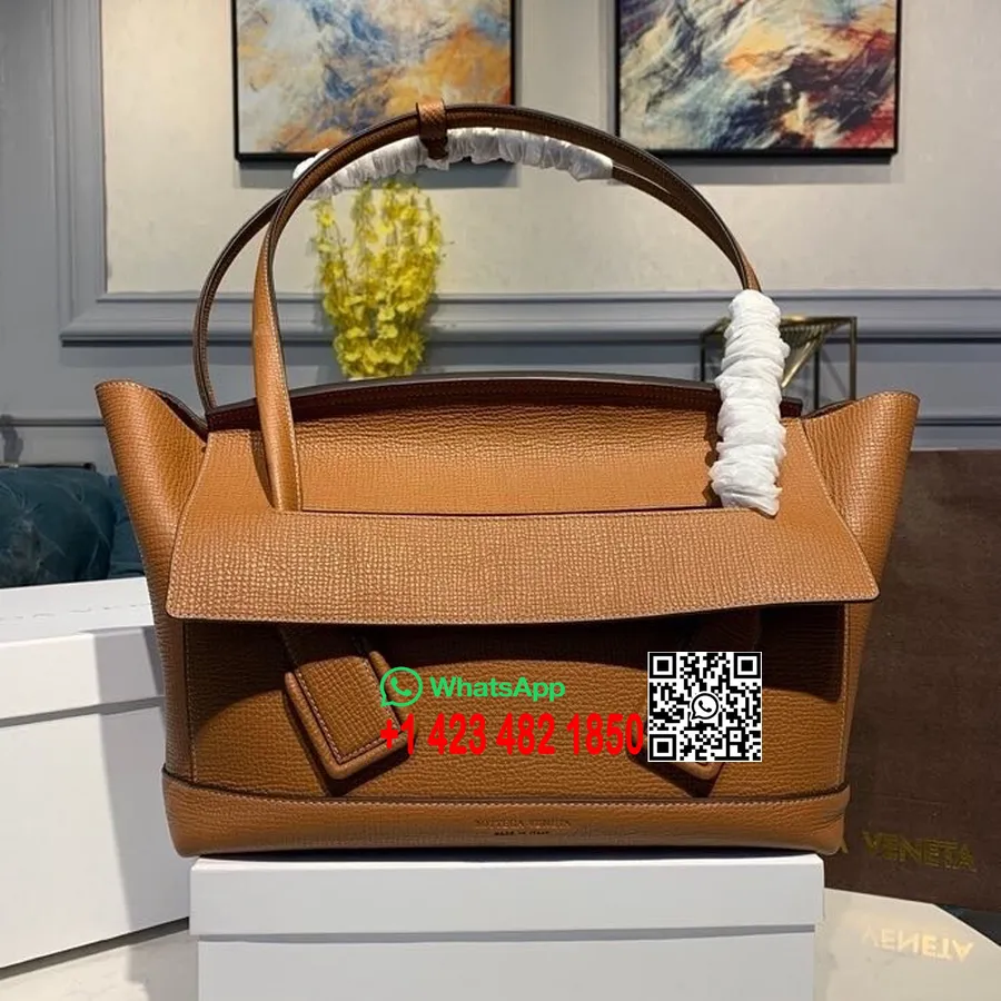 Bottega Veneta Arco Schoudertas 32cm Generfd Kalfsleer 2020 Lente/zomercollectie, Bruin