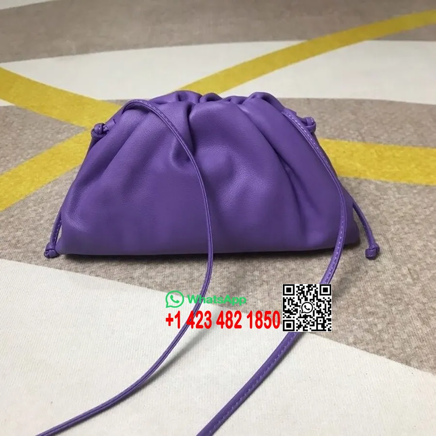 Bottega Veneta The Mini Pouch תיק כתף 22 ס"מ עור עגל קולקציית אביב/קיץ 2020, סגול