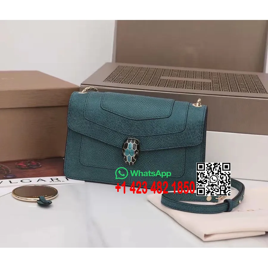 Bvlgari Serpenti Forever Petit Sac Bandoulière 22cm Cuir De Karung Métallisé Collection Printemps/été 2022, Vert émeraude