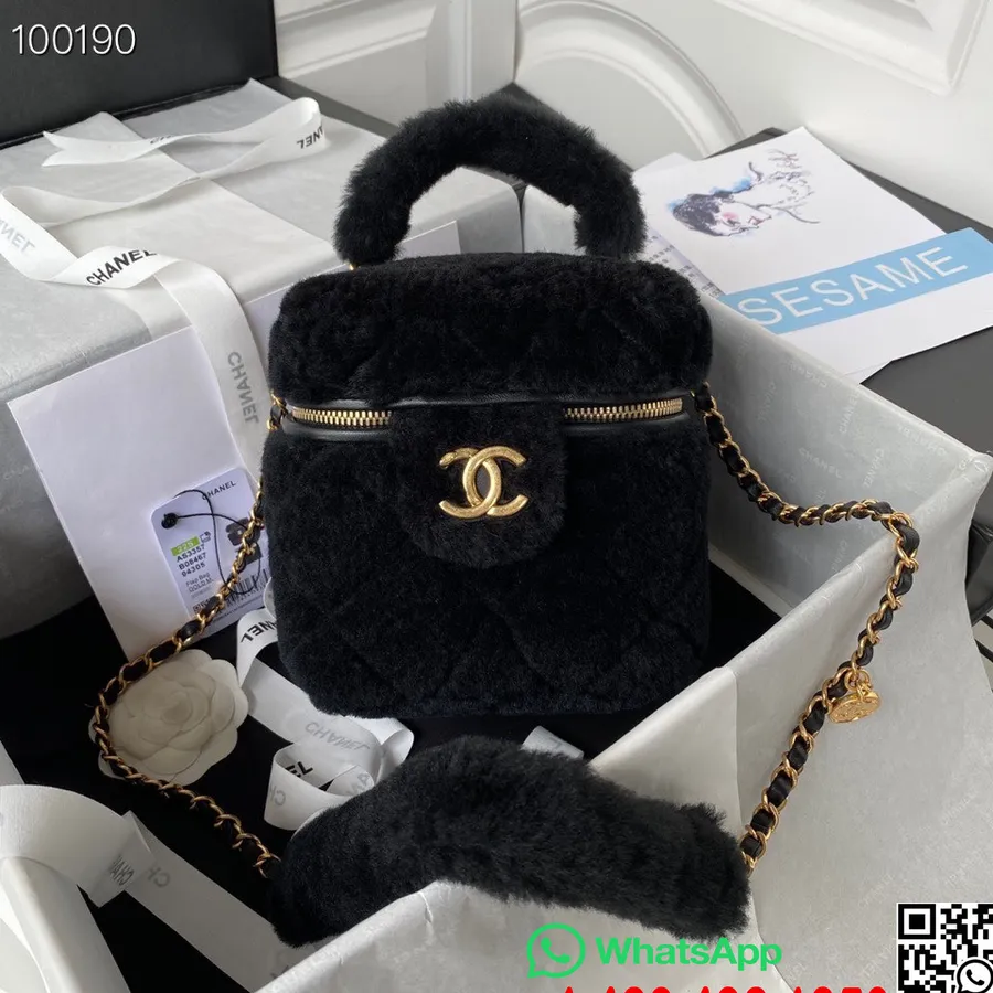 Косметичка Chanel 27см As3357 из овчины, кожа ягненка, коллекция осень/зима 2022, черный