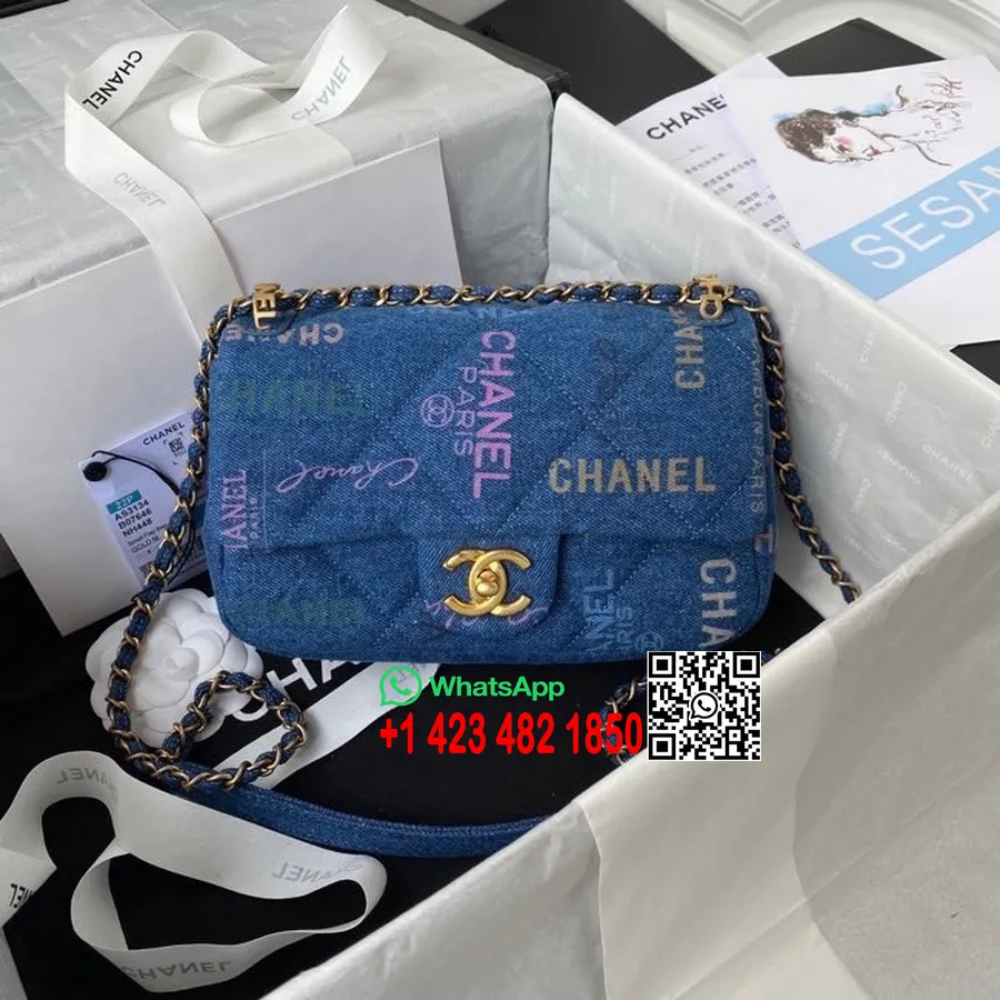 Chanel Graffiti Läppäkassi 23cm As3134 Kultalaitteisto Kevät/kesä 2022 Kokoelma, Painettu Denimsininen