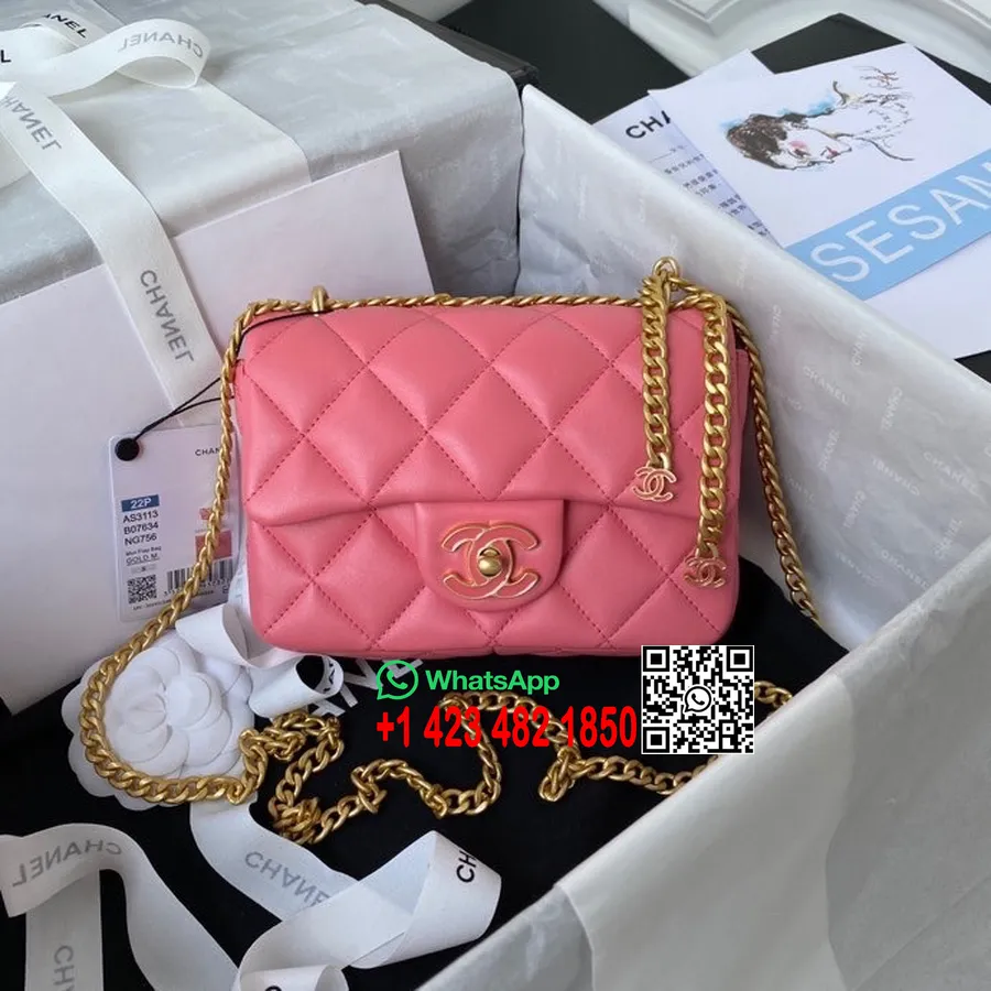 Chanel Mini Flap Táska Zománcozott Láncos Táska 18cm As3113 Báránybőr Arany Hardver 2022 Tavaszi/nyári Kollekció, Rózsaszín