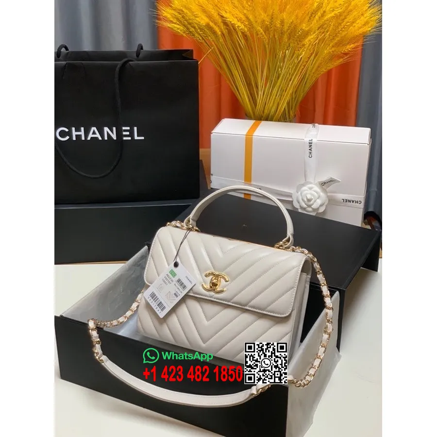 Chanel Chevron Trendy Kabelka Cc 25cm As92236 Zlaté Kovanie Jahňacia Koža Kolekcia Jar/leto 2022, Biela