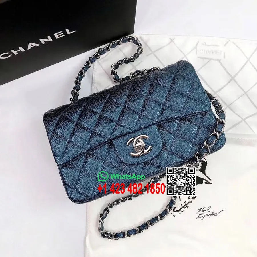 Chanel Classic Mini Kapaklı Çanta 20cm As1116 Gümüş Donanım Damarlı Dana Deri İlkbahar/yaz 2022 Koleksiyonu, Gece Mavisi