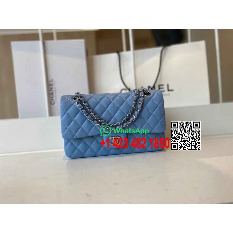 Chanel Bolsa Com Aba Clássica 25 Cm Couro De Cordeiro Prata Hardware Cruzeiro Coleção Primavera/verão 2022, Azul