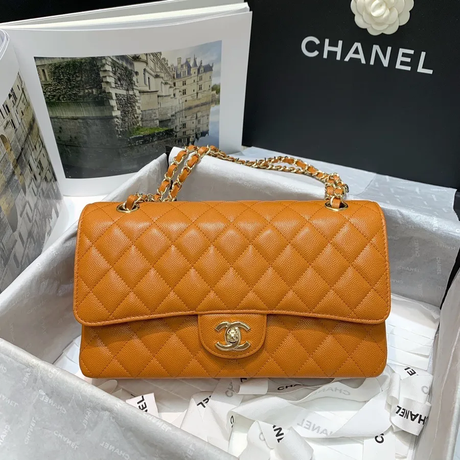 Chanel Klasik Kapaklı çanta 25cm Damarlı Dana Deri Deri Altın Donanım Cruise Kayıtları/yaz 2022 Koleksiyonu, Turuncu