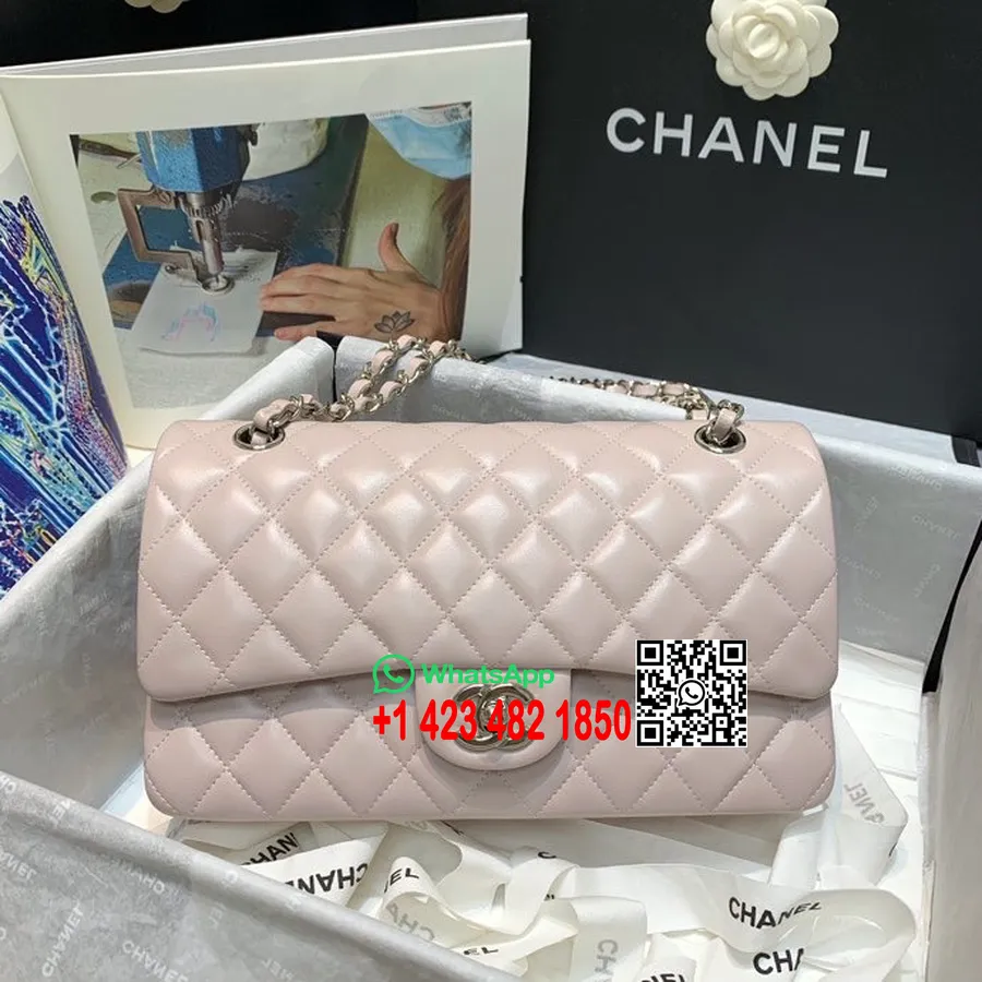 Chanel Klasik Flap Çanta 25cm A1112 Kuzu Deri Deri Gümüş Donanım Cruise Sonbahar/kış 2021 Koleksiyonu, Açık Pembe