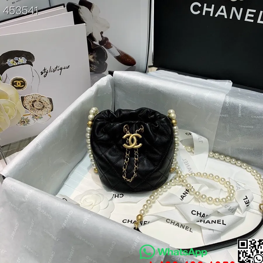 Chanel Sac à Cordon Avec Chaîne De Perles 12 Cm As2529 Cuir D'agneau Matériel Doré Collection Printemps/été 2021, Noir