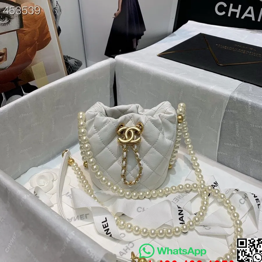 Chanel Sac à Cordon Avec Chaîne De Perles 12 Cm As2529 Cuir D'agneau Matériel Doré Collection Printemps/été 2021, Blanc