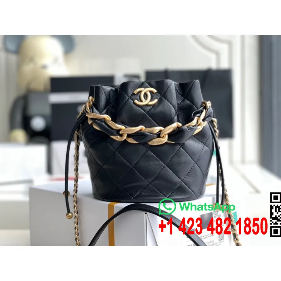 Chanel кожена чанта с верижка 20 см As2390 агнешка кожа златен обков колекция пролет/лято 2021 г., черна