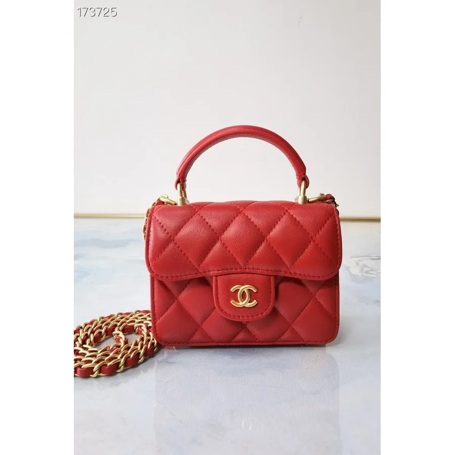 Sac à Rabat à Poignée Miniature Chanel 15cm Cuir D'agneau Matériel Doré Collection Printemps/été 2021, Rouge