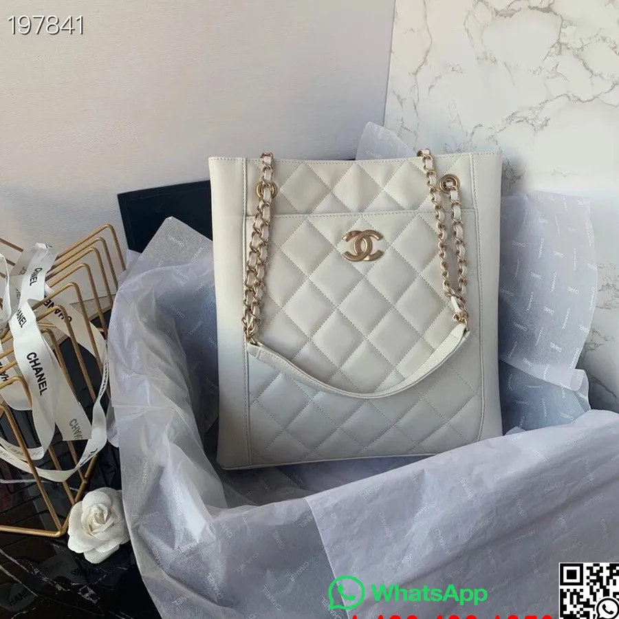 Chanel Bevásárlótáska 30 Cm-es Borjúbőr Arany Hardver Cruise 2021 Szezonális Kollekció, Fehér