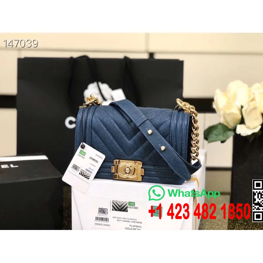 Sac Chanel Chevron Leboy 20cm Cuir Caviar Matériel Doré Collection Printemps/été 2020, Bleu Marine