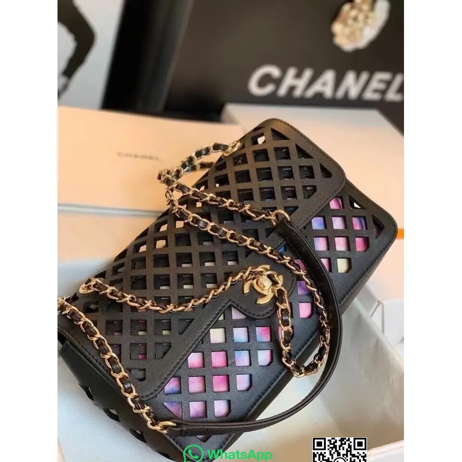 Chanel Torba S Preklopom, 25 Cm, Kolekcija Od Teleće Kože Jesen/zima 2020., Crna