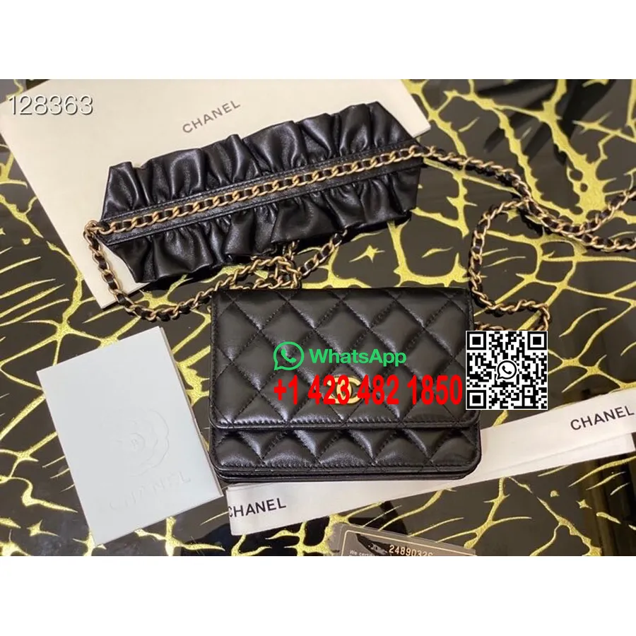 Geanta Woc Chanel Cu Cureaua Cu Fundita 20 Cm Piele De Miel Feronerie Aurie Colectia Toamna/iarna 2020, Negru