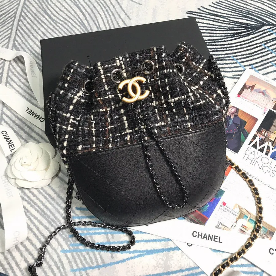 Chanel Gabrielle Beuteltasche, 18 Cm, Tweed/kalbsleder, Frühjahr/sommer, Akt 2, Kollektion 2020, Schwarz