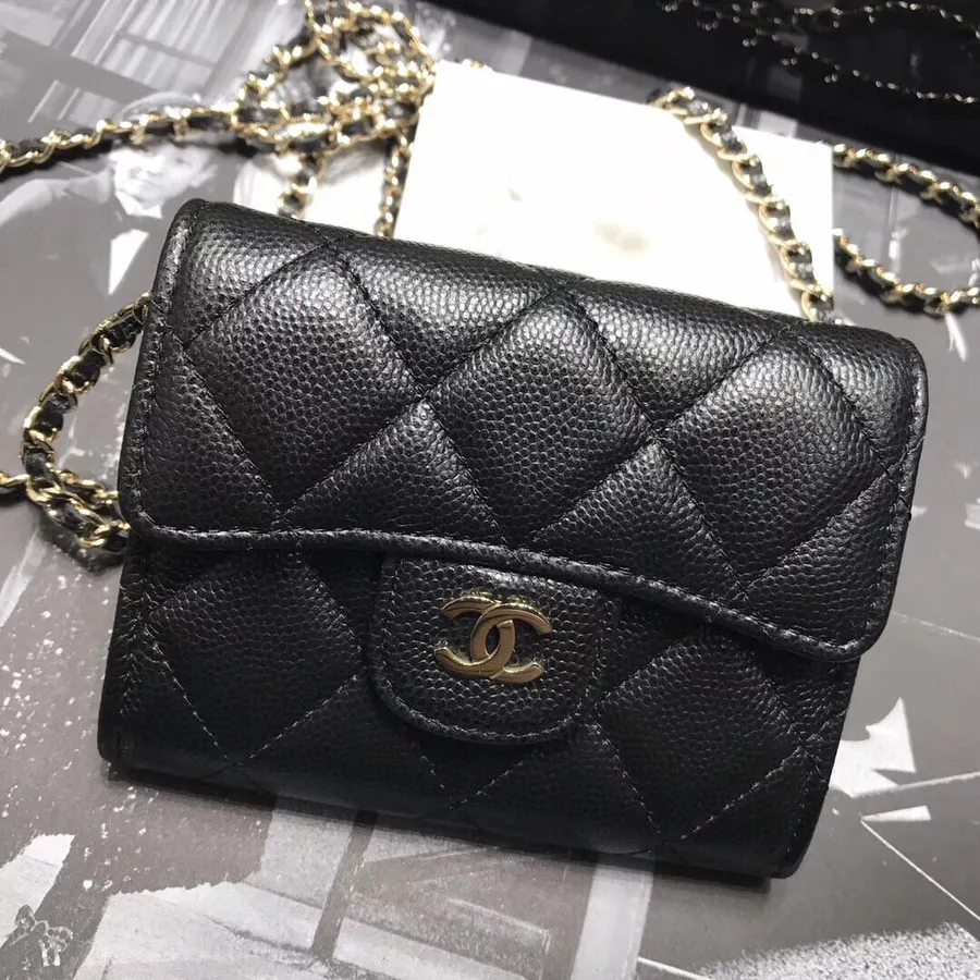 Cartera Compacta Multitarjeta Con Cadena De Chanel, 12 Cm, Piel Caviar, Herrajes Dorados, Colección Otoño/invierno 2020, Negro