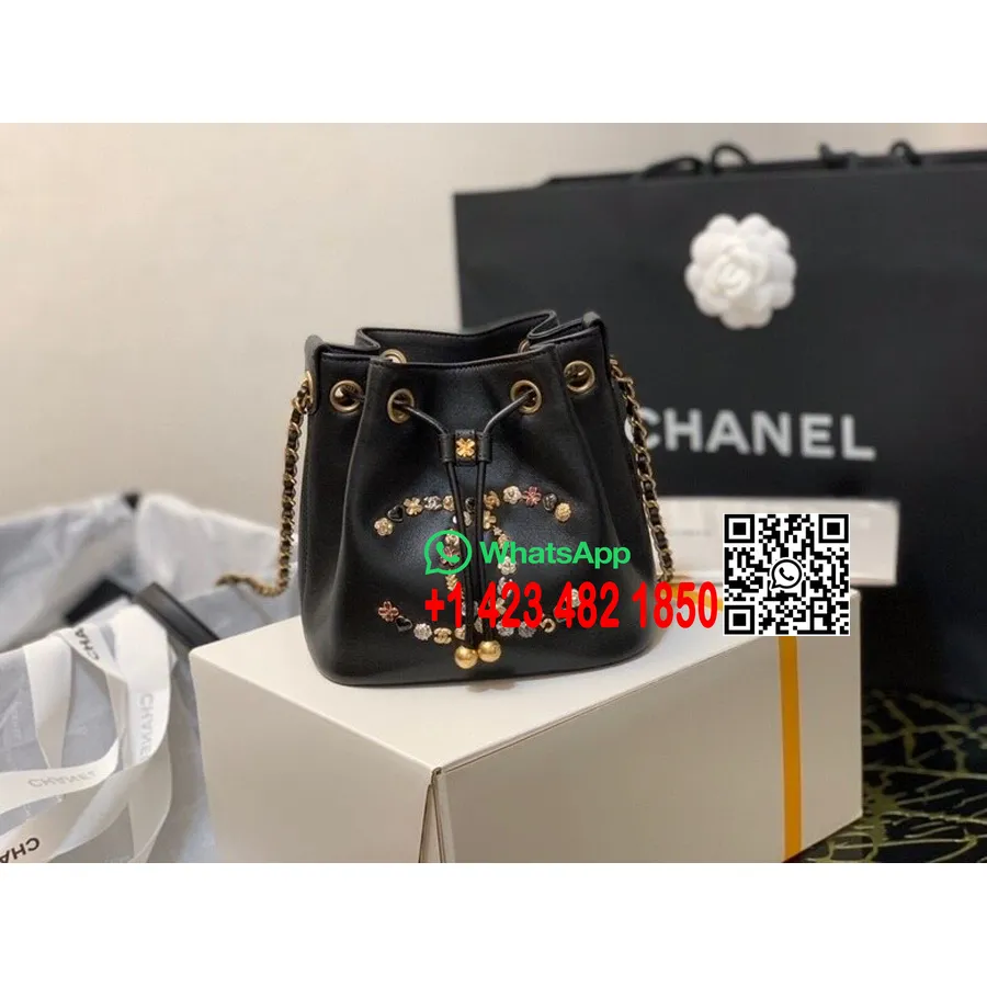 Chanel Clouté Cc Détail Sac Seau à Cordon 20 Cm Matériel Doré Cuir D'agneau Collection Printemps/été 2020, Noir