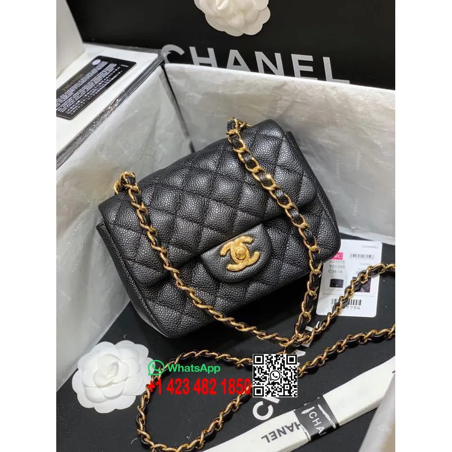 Bolso Mini Clásico Con Solapa De Chanel Colección Primavera/verano 2020 De Piel Caviar Con Herrajes Dorados De 18 Cm, Negro