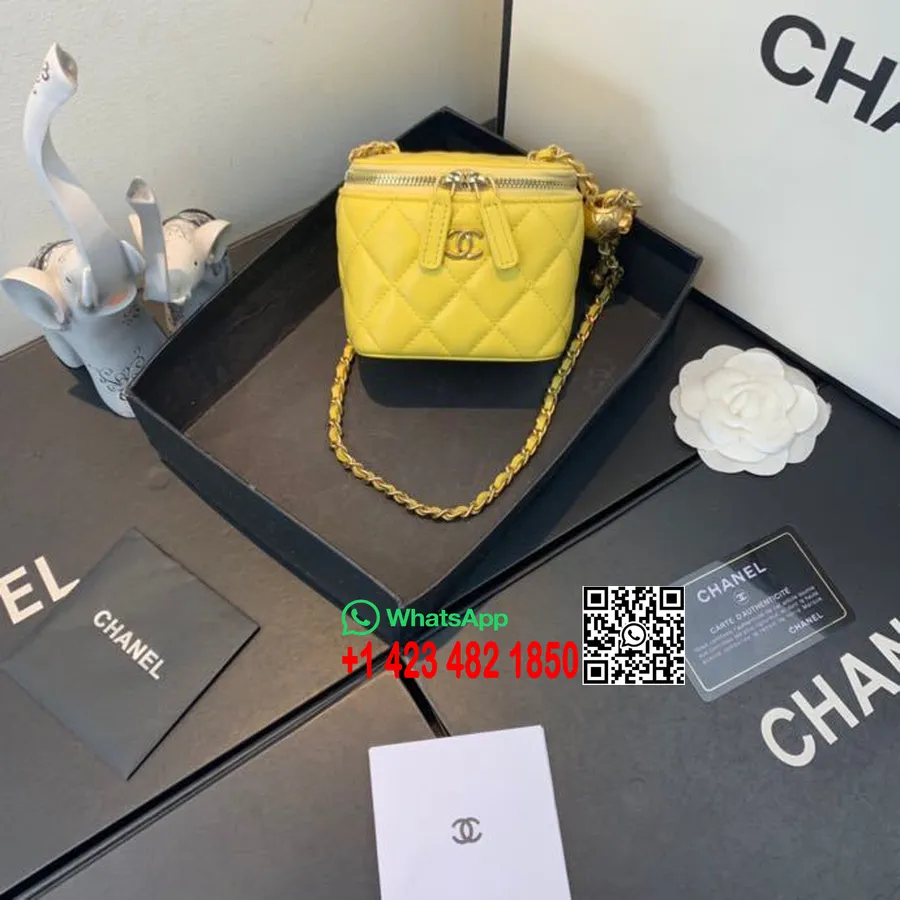 Chanel Mini Vanity Case Shoulder Bag 10cm Gold Hardware  Lambskin Leather Spring/Summer 2020 Collection, Yellow