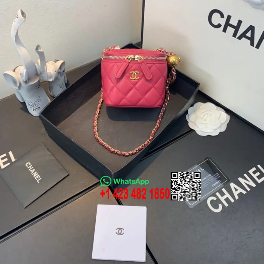 Chanel Mini Vanity Case Shoulder Bag 10cm Gold Hardware Lambskin Leather Spring/Summer 2020 Collection, Burgundy