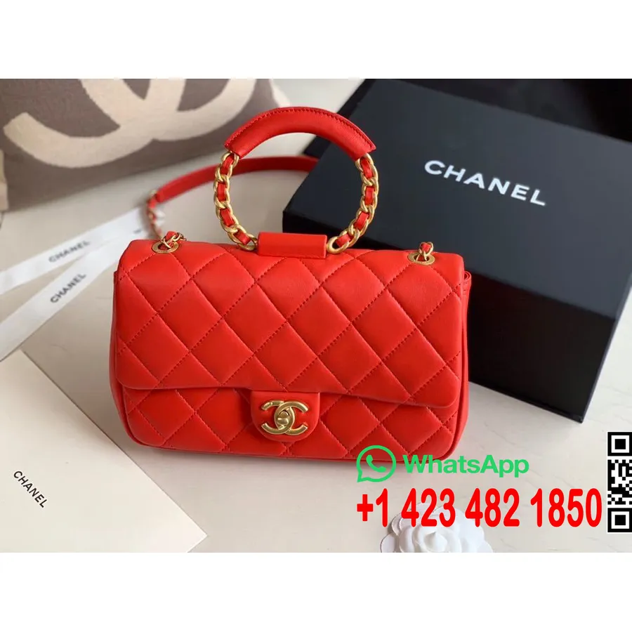 Sac à Poignée Circulaire Chanel 20 Cm En Cuir D'agneau Collection Printemps/été 2020 Acte 1, Rouge