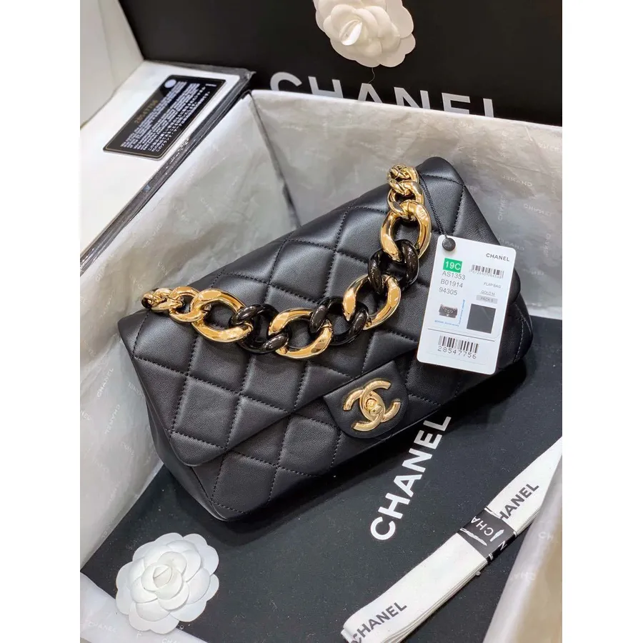 Geanta Chanel Cu Clapa Cu Lant Mare 24cm Piele De Miel Colectia Cruise 2020, Neagra