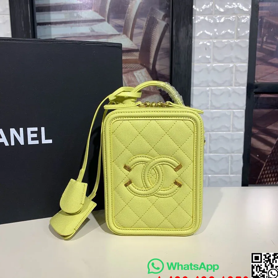 Chanel Cc Filigraani Pystysuora Meikkilaukku 18cm Kultalaitteisto Kaviaari Nahka Cruise 2019 Kokoelma, Keltainen