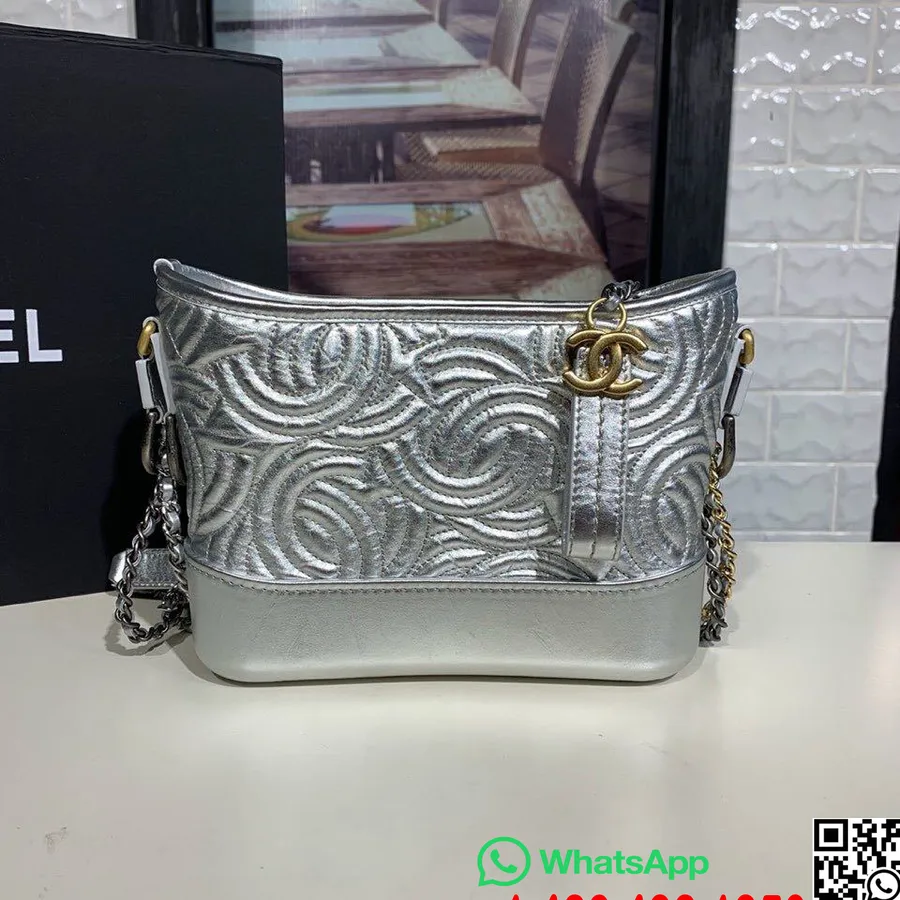 Chanel Camelia Gabrielle Hobo Torba 20 Cm Iz Telečjega Usnja Kolekcija Pomlad/poletje Act 1 2019, Srebrna