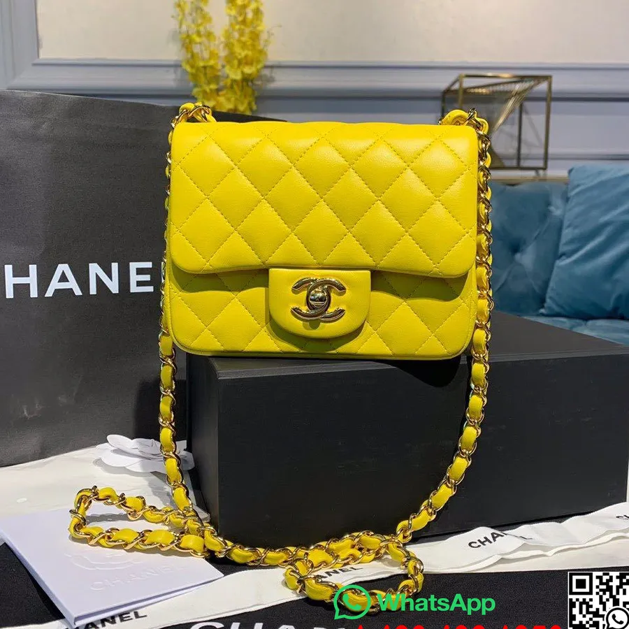 Chanel Mini Klapp 18 Cm Lambanahast Kullast Riistvara Sügis/talv 2019 Act 1 Kollektsioon, Kollane