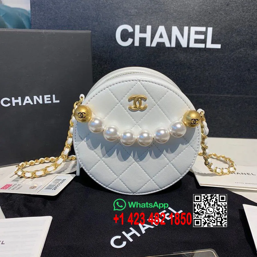 Chanel Woven CC Logo Round Coin Purse Shoulder Bag with Pearls 12cm Goatskin Leather Antique Gold Hardware Fall/Winter 2019 Act 