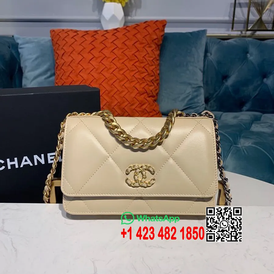 Geantă De Umăr țesută Chanel Cc Logo Woc Piele De Capră 20 Cm Feronerie Aurie Antică Toamnă/iarnă 2019 Colecția Act 1, Bej