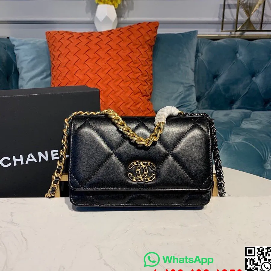 Geantă De Umăr țesută Chanel Cc Logo Woc Piele De Capră 20 Cm Feronerie Aurie Antică Toamna/iarna 2019 Colecția Act 1, Negru